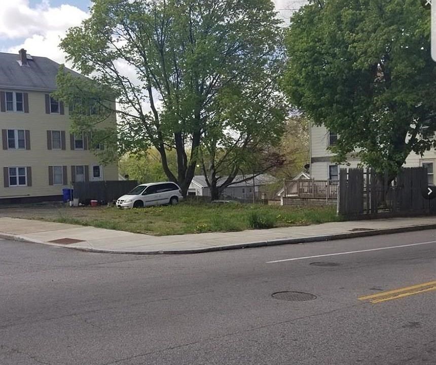 2nd image of 420 Mineral Spring Ave
