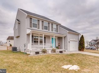 325 Brandenburg Dr, Falling Waters, WV 25419