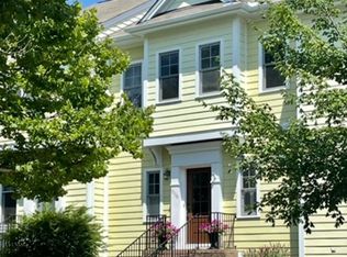1006 Highgrove Dr, Chapel Hill, NC 27516