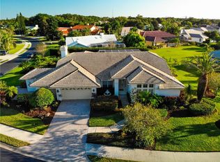 4822 Fallcrest Cir, Sarasota, FL 34233