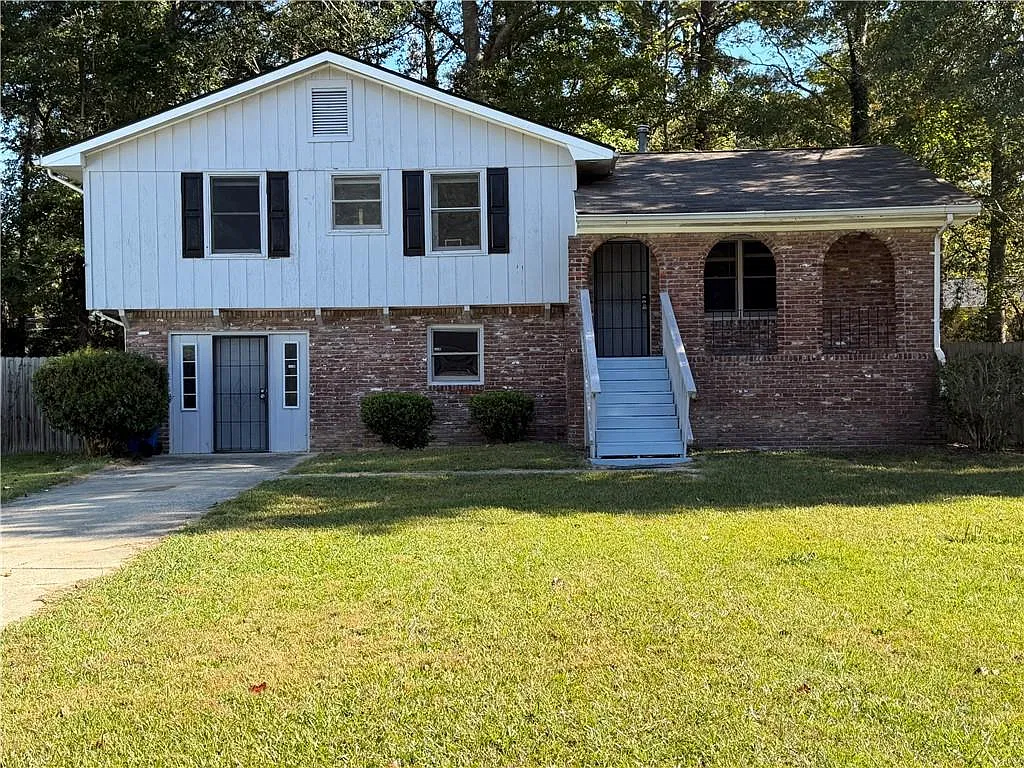 3 bed, 2.5 bath, 1249 sqft, $1,500 — Photo 1