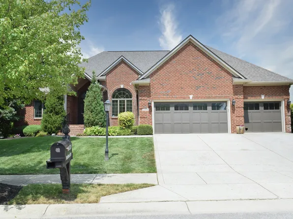 14324 Hearthwood Dr, Fishers, IN 46040
