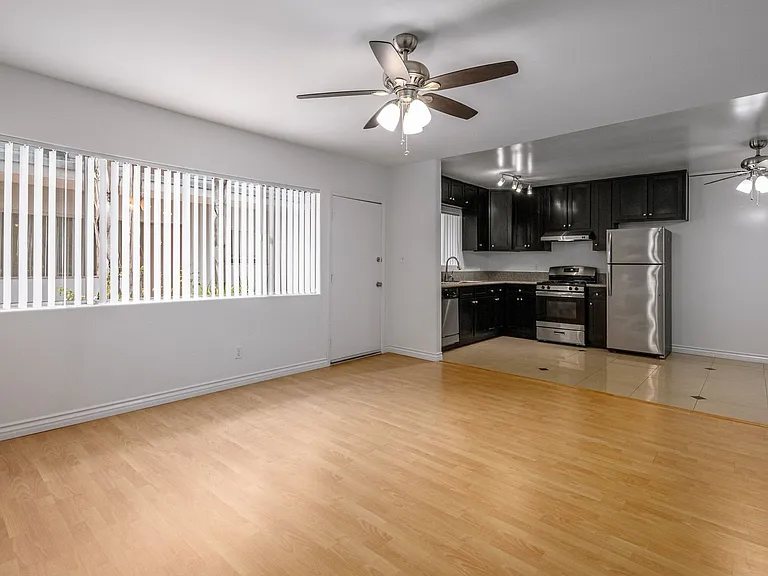 4000 Sequoia St — Photo 10