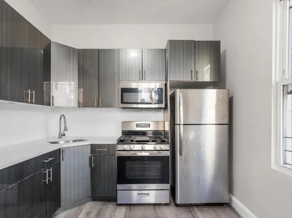 142 Buena Vista ave, 142 Buena Vista Ave Floor 2, Yonkers, NY 10701