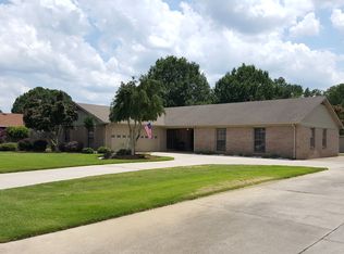 2731 Longfellow Dr SW, Decatur, AL 35603