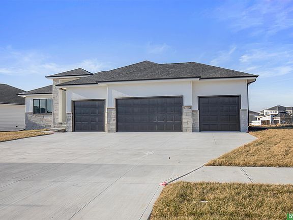 2nd image of 5438 Kestrel Pkwy