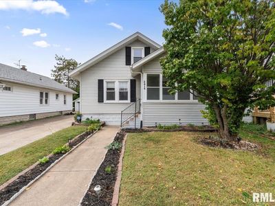 2416 30th St, Rock Island, IL, 61201