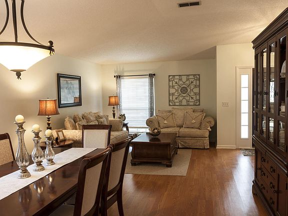 3rd image of 8820 Chambore Dr