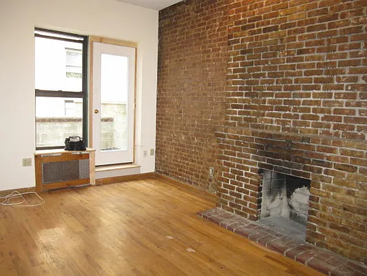 Rented by JK Dansar Corp | media 32