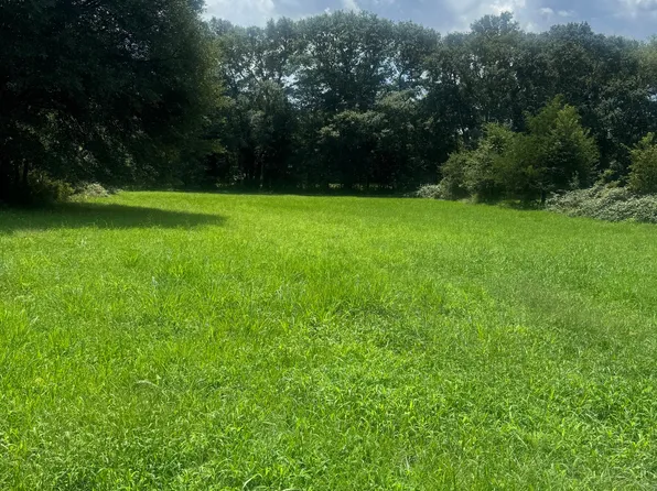 145 Harris St, Commerce, GA 30529