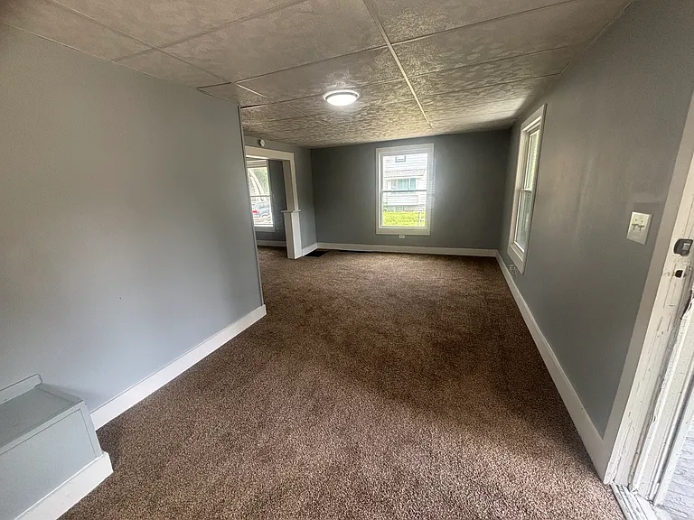 798 Dayton St — Photo 4