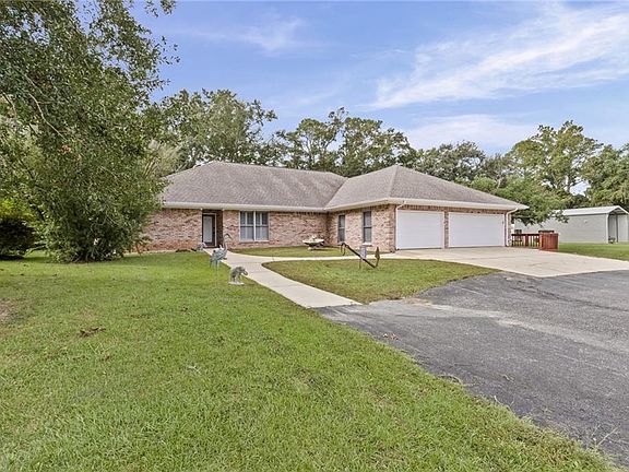 2nd image of 22996 Miflin Rd