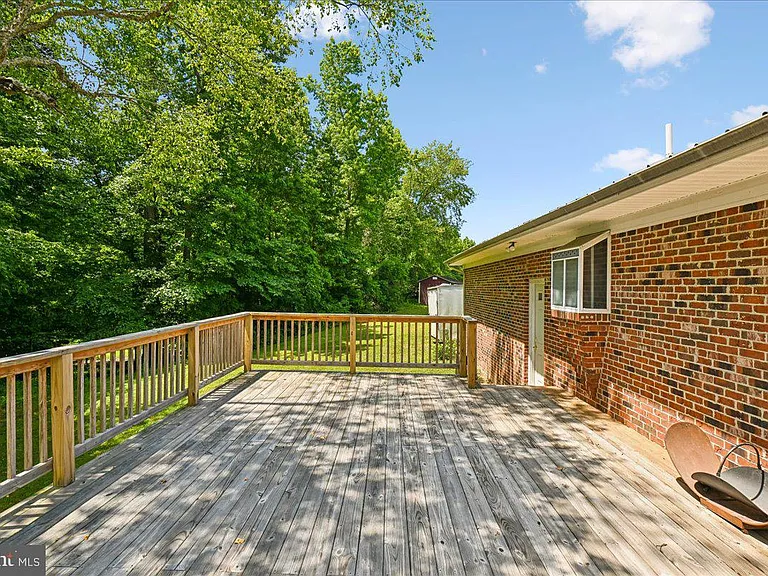 13245 Croom Rd — Photo 5