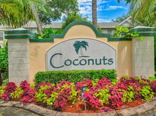 219 Mallory Ct, Fort Lauderdale, FL 33326