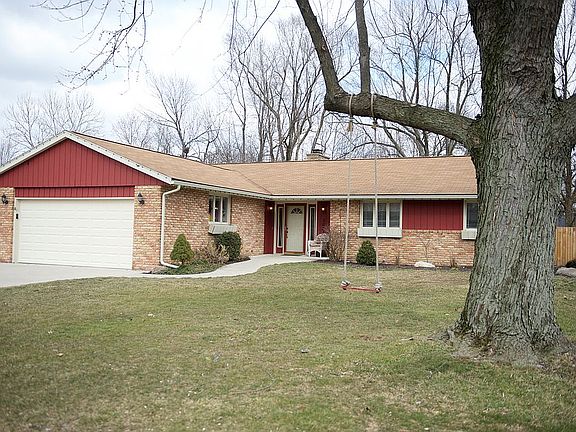 2nd image of 5004 N Somerset Dr