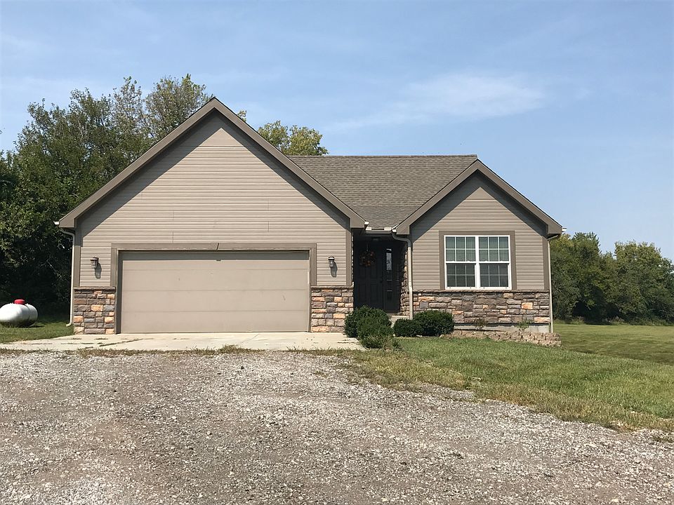 1st image of 32055 179th St