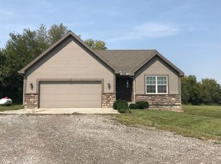 32055 179th St, Leavenworth, KS 66048