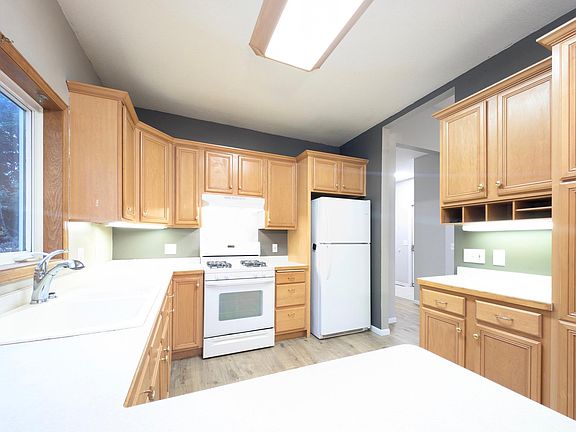 4th image of 2100 Sibley View Ct