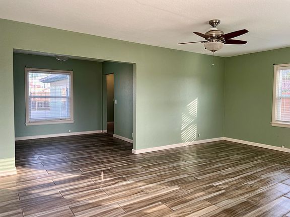 4th image of 1932 Norris Dr E