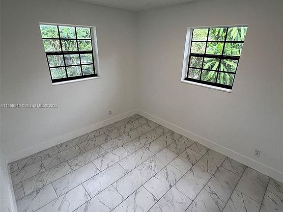 3rd image of 4421 NW 33rd St