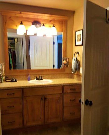 4th image of 6044 Bryson Ln