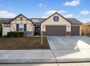 3076 Portals Ave, Clovis, CA 93619