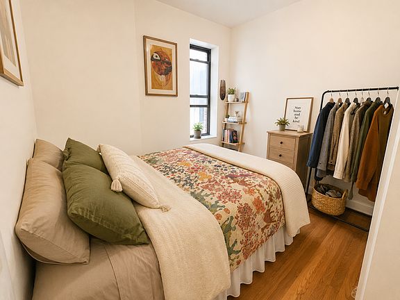 3rd image of 217 E 27th St APT 21