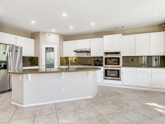 5th image of 9471 Twin Oaks Pl