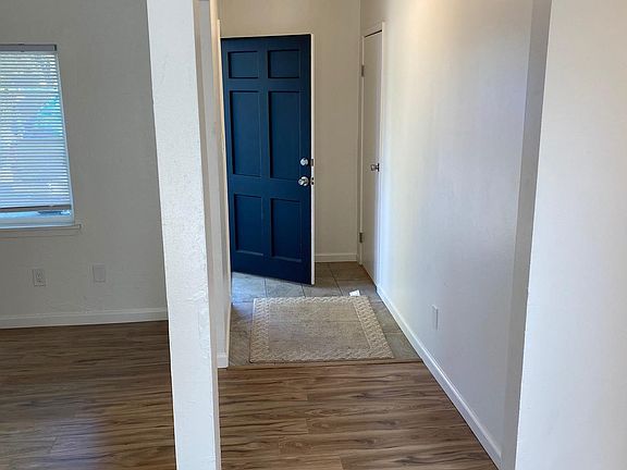 3rd image of 7249 Dowdy St
