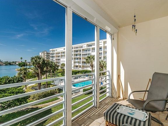 3rd image of 7872 Sailboat Key Blvd S APT 202