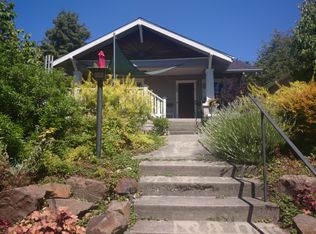104 NW 55th St, Seattle, WA 98107