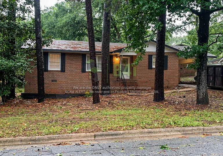 4 Dean Dr — Photo 2