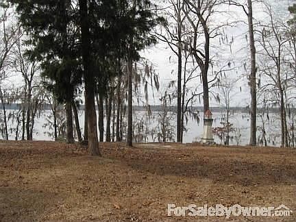 Lakefront view outside of the great room