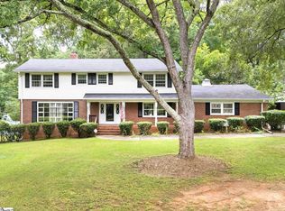 200 Sherwood Dr, Laurens, SC 29360
