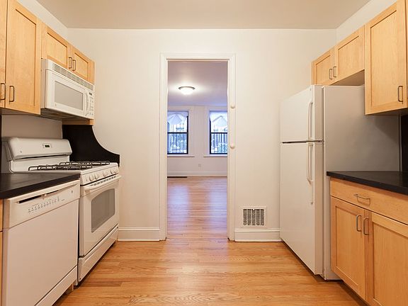 2nd image of 868 President St APT 1