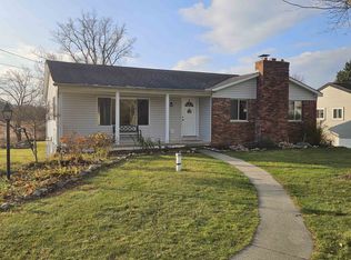 10096 Janaroy Ct, Goodrich, MI 48438