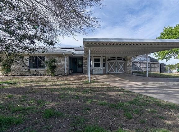 4th image of 676 Cactus Ln