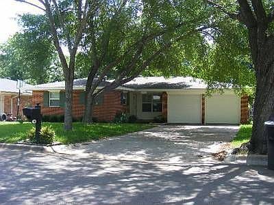 1st image of 3301 Lawnwood Dr