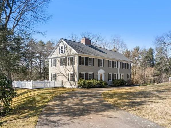 108 High Rock Ln, Westwood, MA 02090