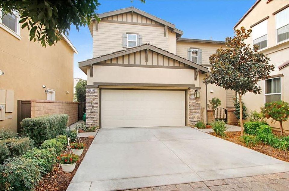 1st image of 3852 S Silver Oak Way
