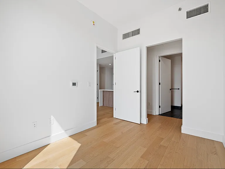 224 W 124th St #202 — Photo 6