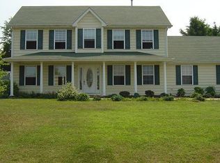 216 Canyon Rd, Winchester, VA 22602