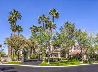 9040 Thornbury Ln, Las Vegas, NV 89134