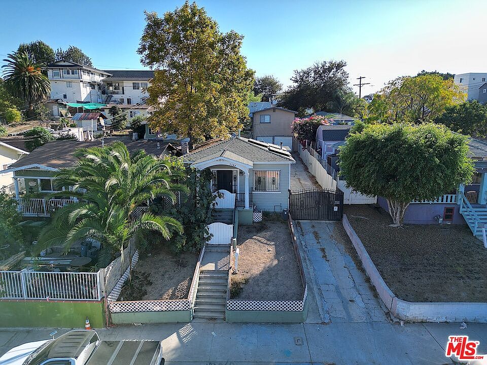1st image of 2708 Marengo St