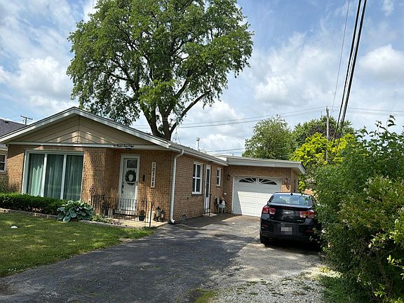 2nd image of 10708 S Keeler Ave