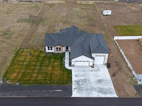 3rd image of 4460 NW Purple Sage Cir