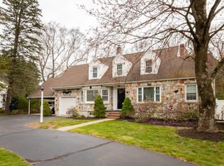 360 S Main St, Hopedale, MA 01747