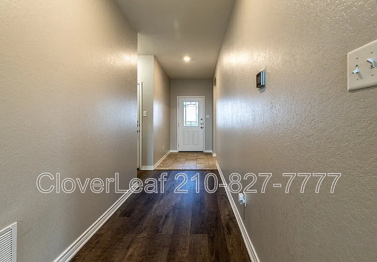 682 Pond Spgs — Photo 6