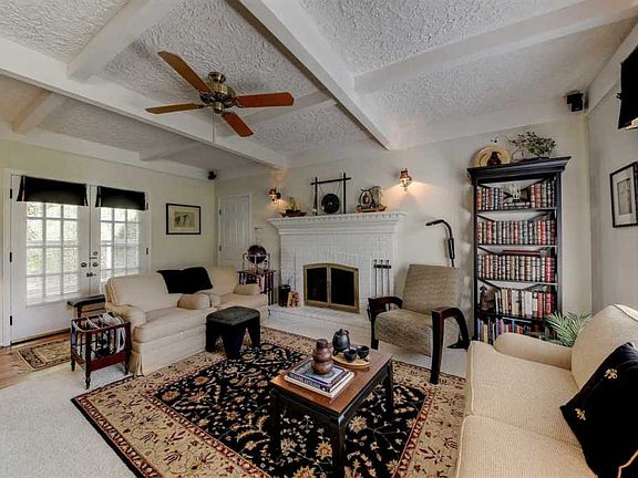 5th image of 3052 Ashley Dr