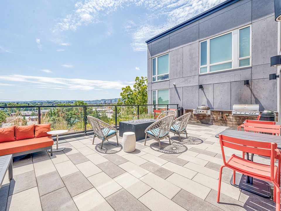 Enjoy our rooftop deck with guests and friends